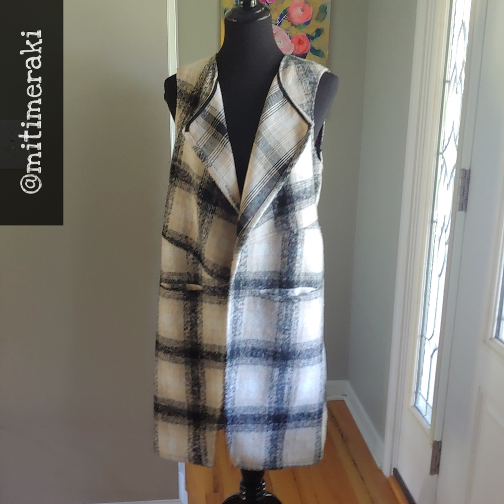 BCBGeneration Long Plaid Vest Size Small